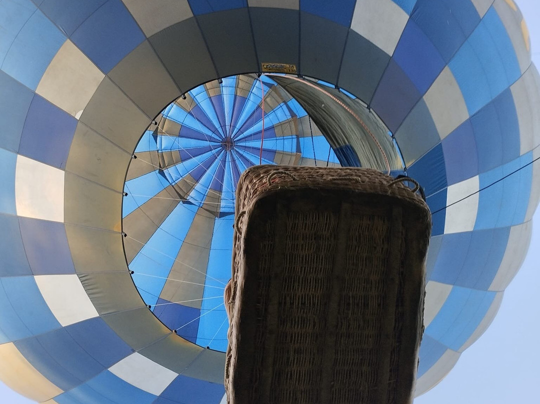 Beaune Montgolfiere-默尔索必去景点