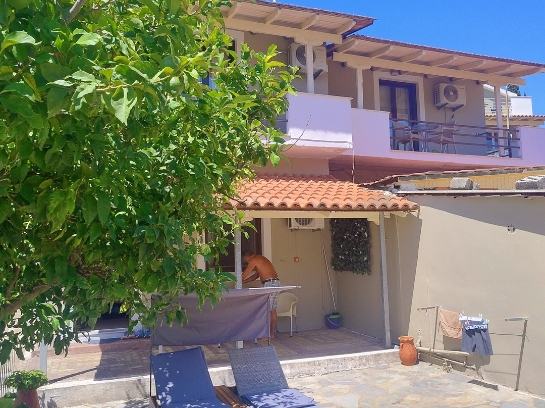 Minas Apartments主图