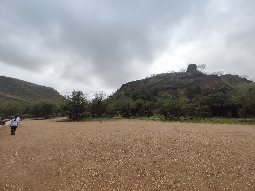 Ain Razat-塞拉莱必去景点