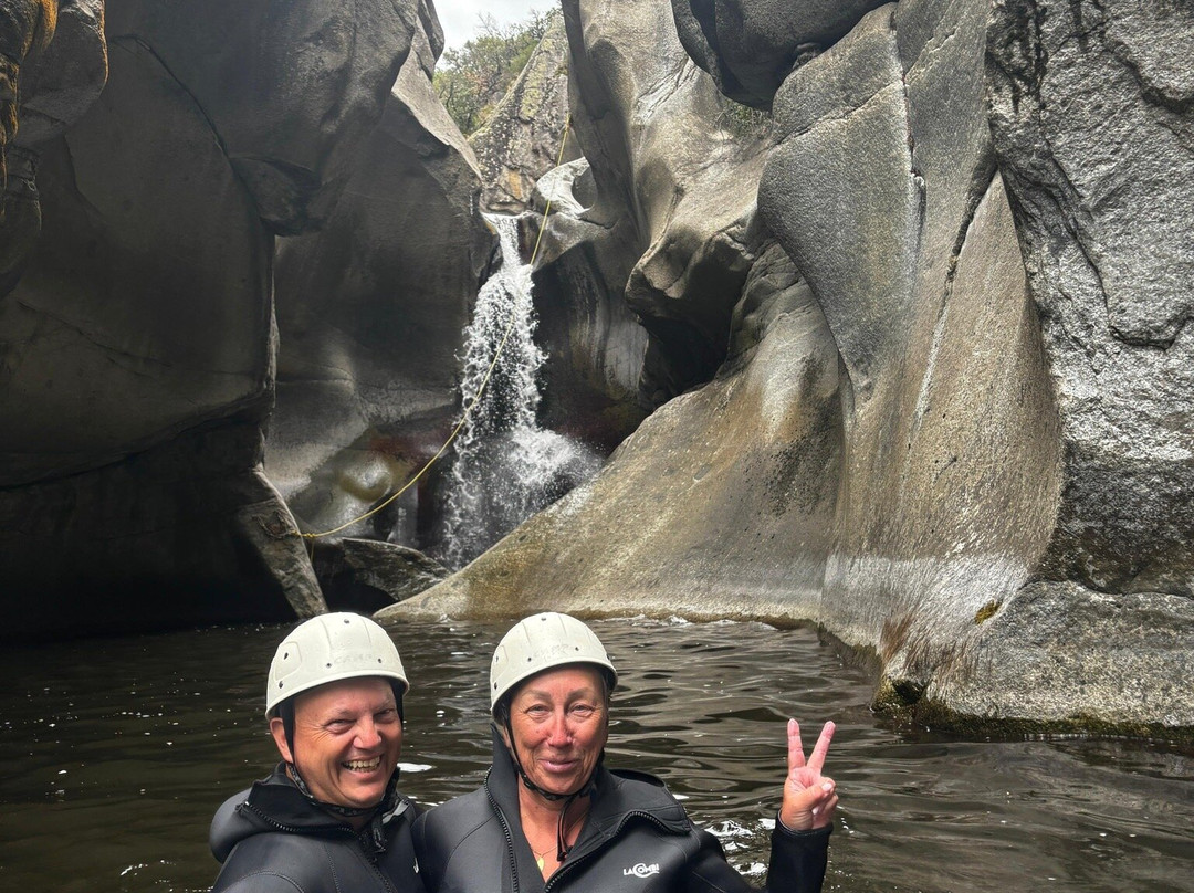 Pyrenees Canyoning by Max & Lola-Leucate必去景点