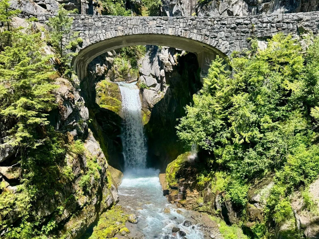Christine Falls Viewpoint-雷尼尔山国家公园必去景点