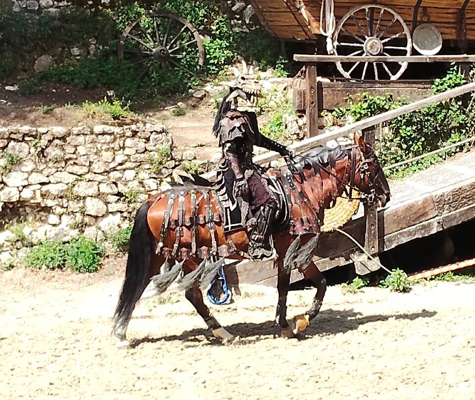 La Légende des Chevaliers-普罗万必去景点