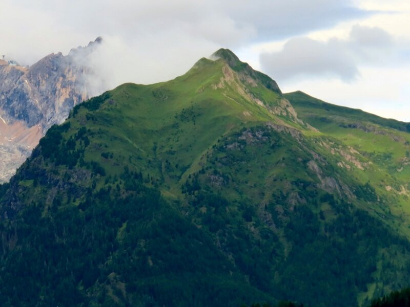 Monte Migogn-罗卡皮耶托雷必去景点