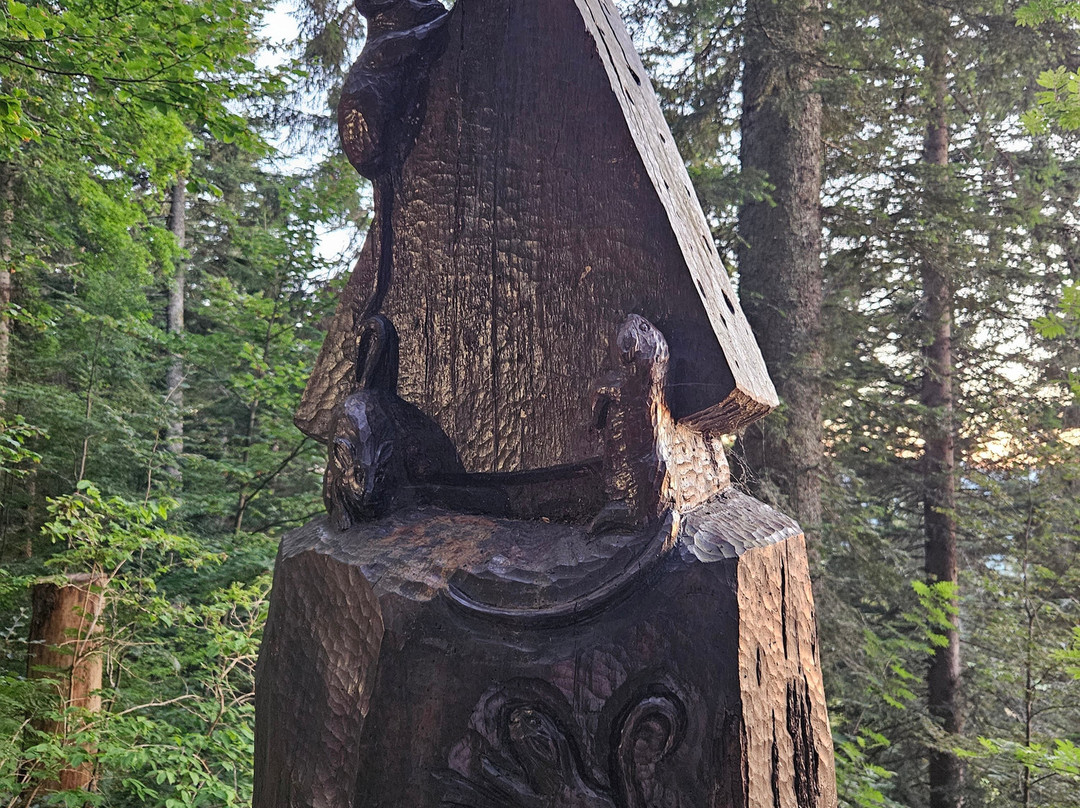 Sentier Des Statues-La Sagne必去景点