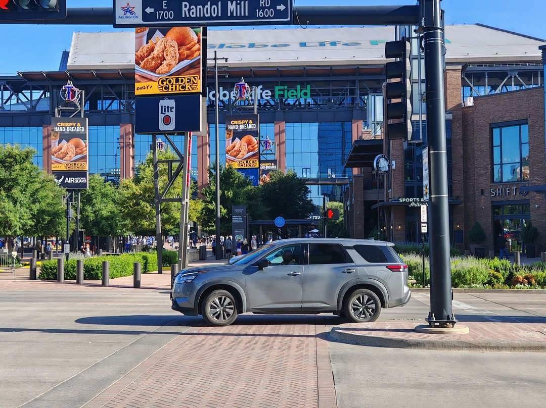 Globe Life Field-阿灵顿必去景点