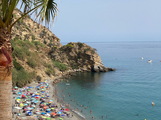 Playa De Maro-Maro必去景点