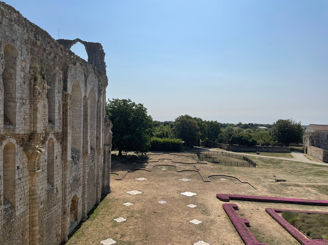 Abbaye de Maillezais-Maillezais必去景点