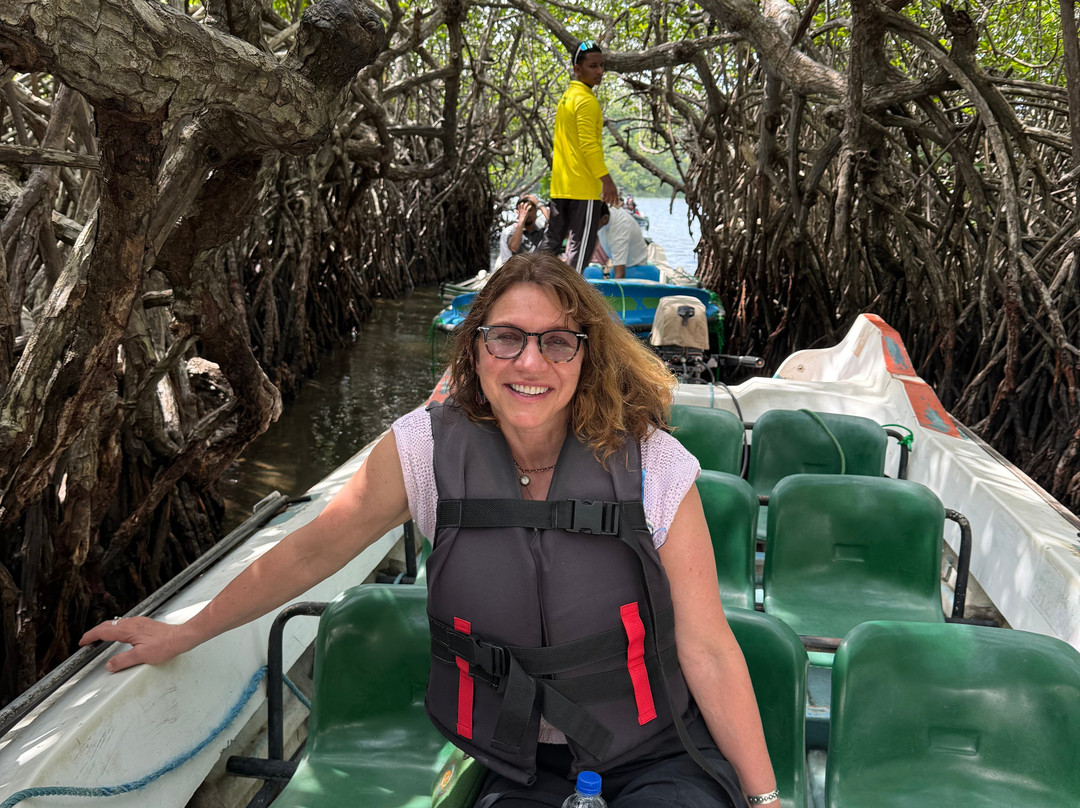 Roshan Lanka Tours-科伦坡必去景点