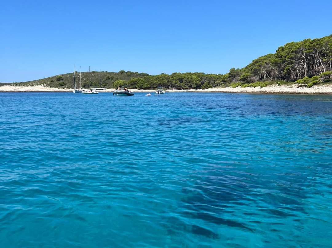 Pakleni Islands-赫瓦尔必去景点