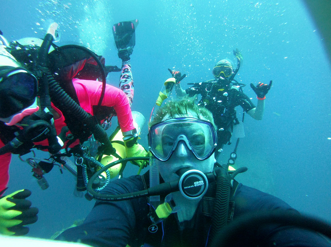 Horizon Divers-拉哥岛必去景点