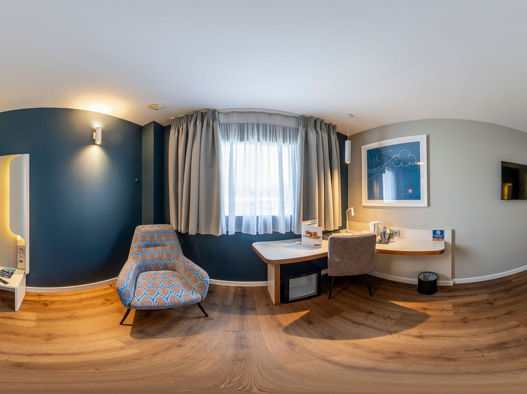 Travelodge Málaga Aeropuerto主图