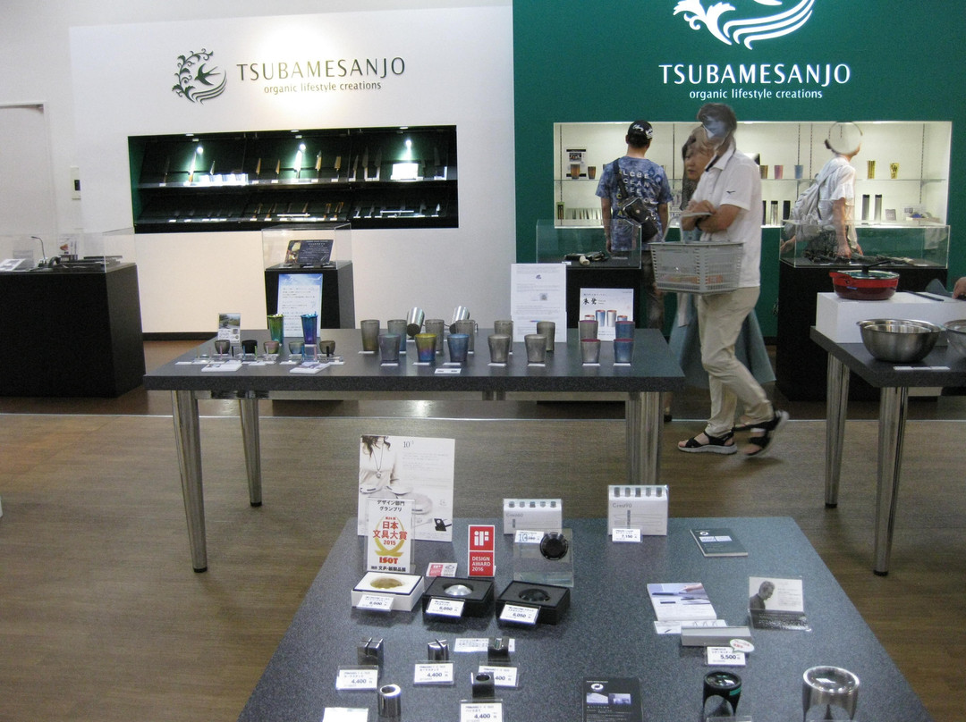 Michi-no-Eki Tsubame 3jo Jibasan Center-三条市必去景点