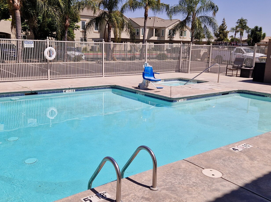 Holiday Inn Express Delano Hwy 99 by IHG主图