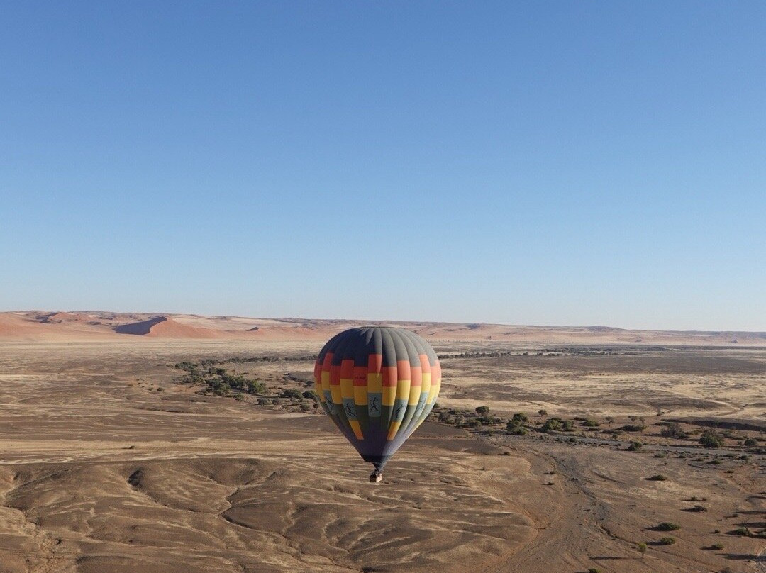 Namib Sky Balloon Safaris-赛斯瑞必去景点