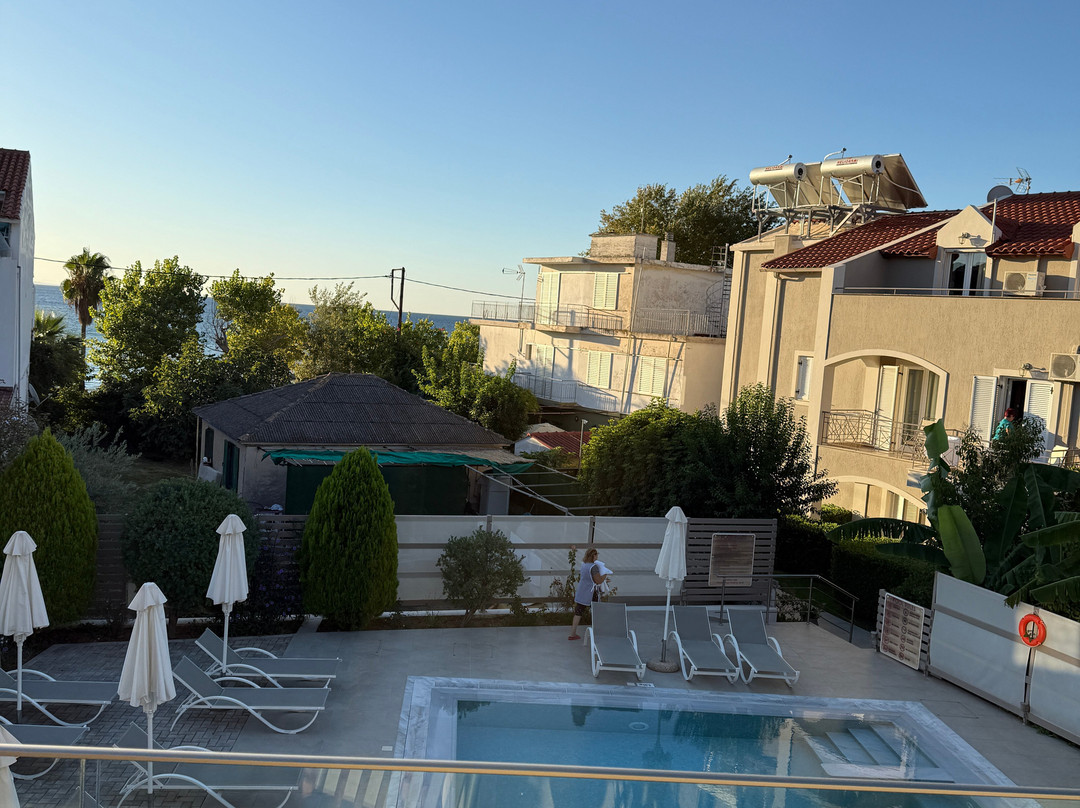 Notos Luxury Studios & Apartments主图