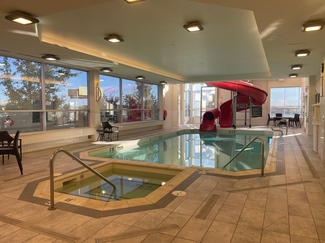 Hampton Inn & Suites by Hilton Medicine Hat主图