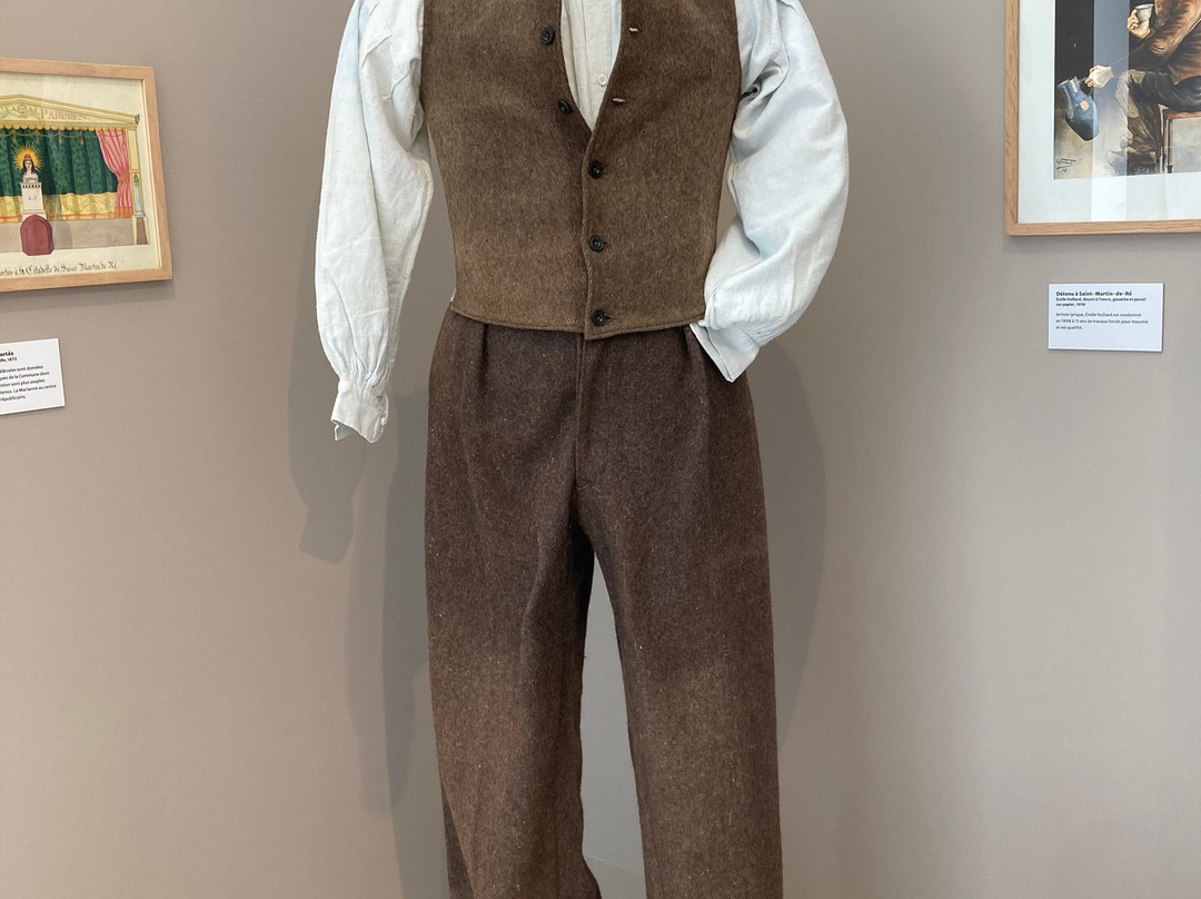 Musée Ernest Cognacq-Saint Martin de Re必去景点