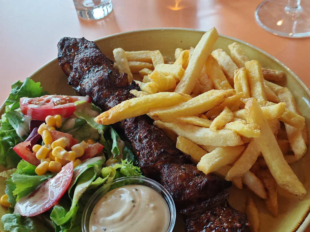 Le Champ de Mars - Bar Friterie