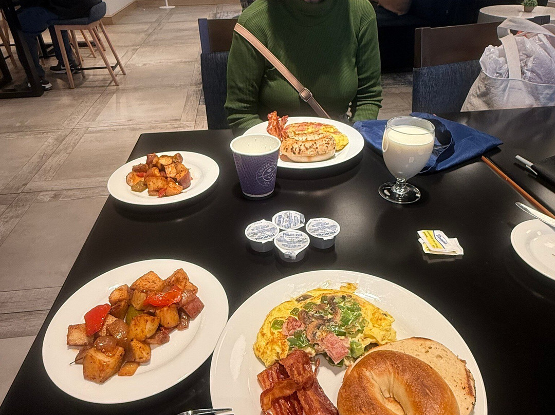 Hilton Garden Inn Boston Canton主图