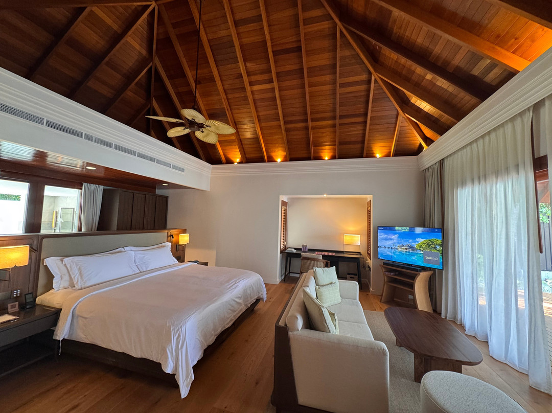 马尔代夫杜斯特塔尼主图