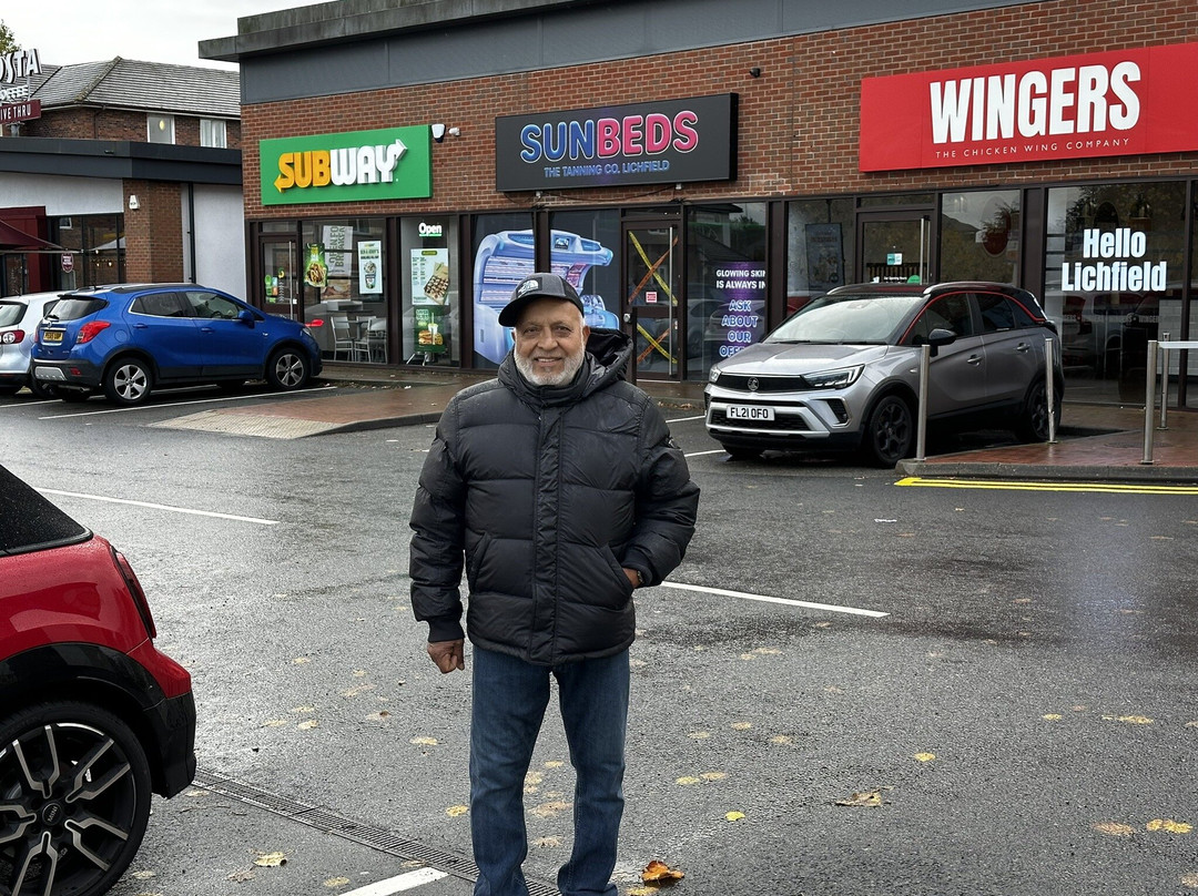 快捷假日利奇菲尔德酒店主图