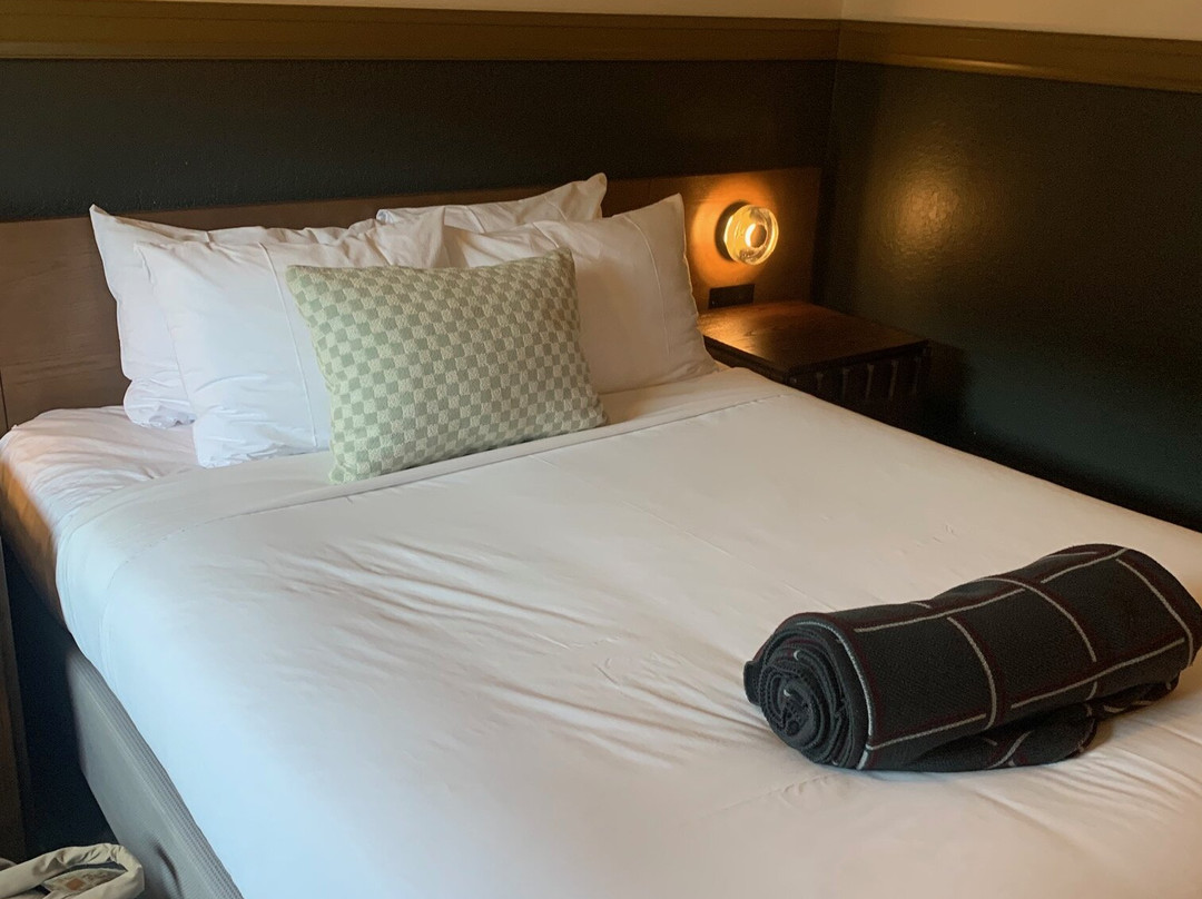 奥扎克尔旅馆主图