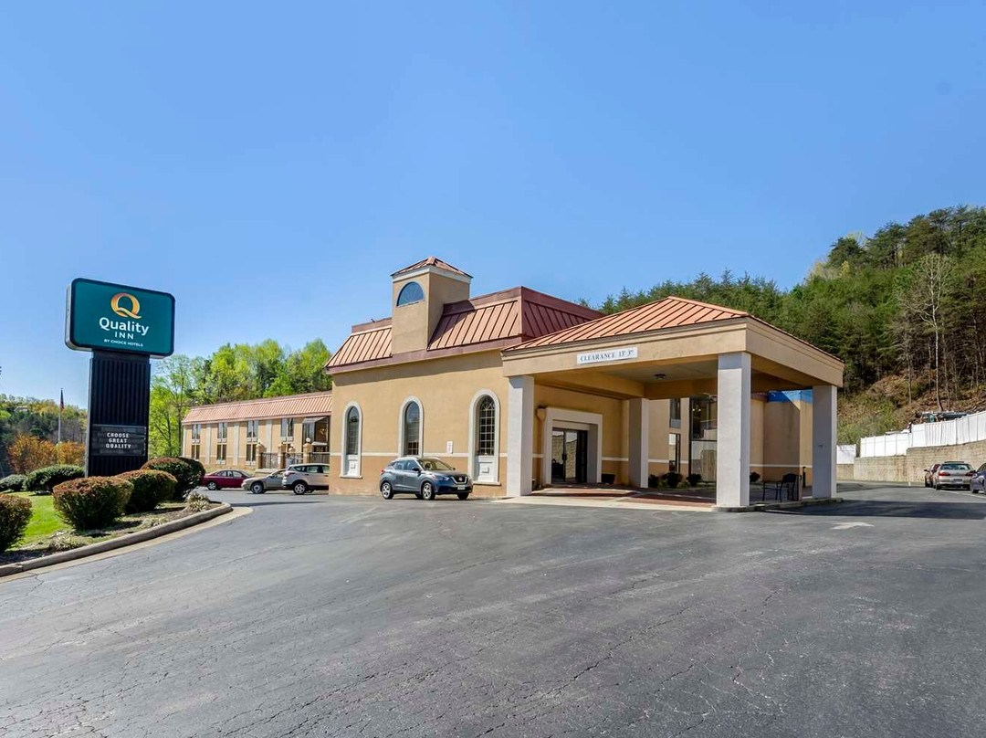 Sandy Ridge酒店住宿-Quality Inn Near Martinsville Speedway