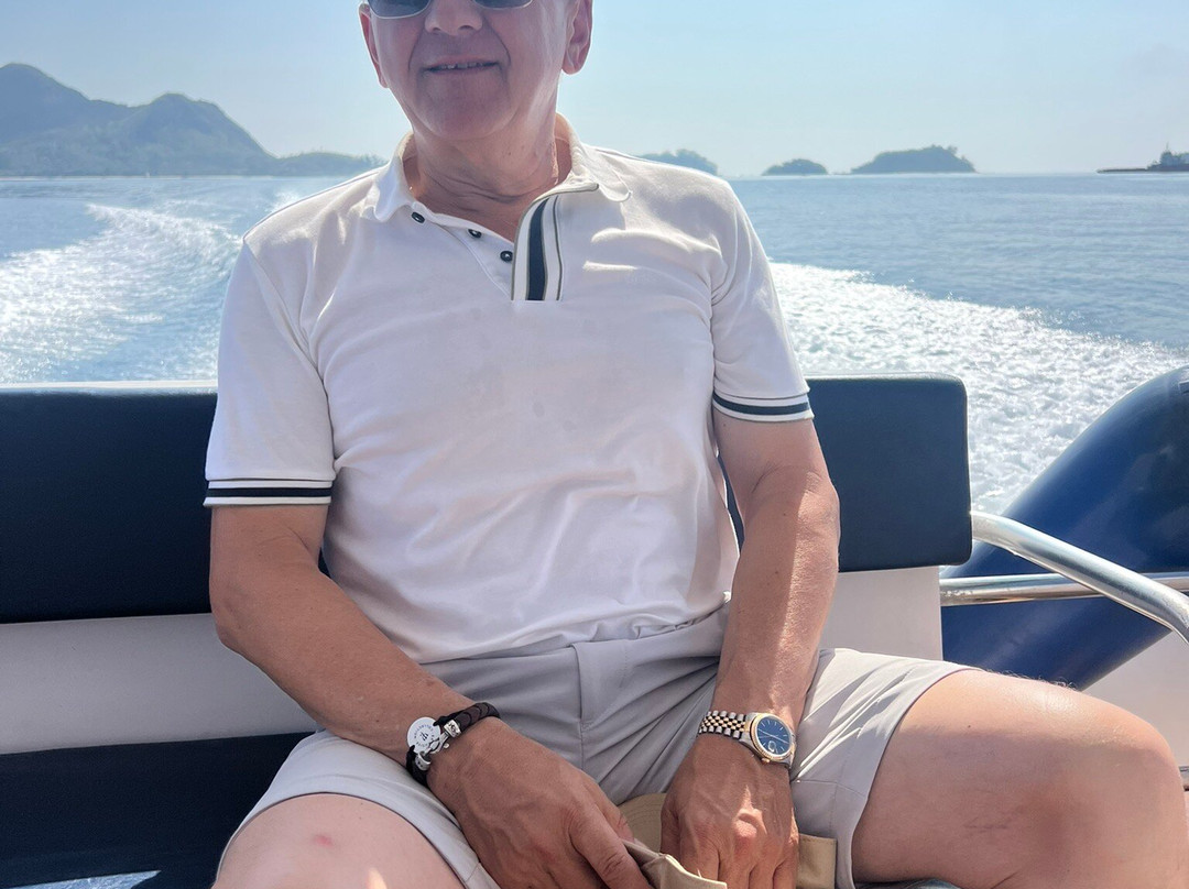 Blue Sea Divers Sainte-Anne-Sainte Anne Island必去景点