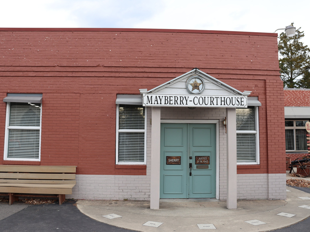 Mayberry Replica Courthouse-Mount Airy必去景点