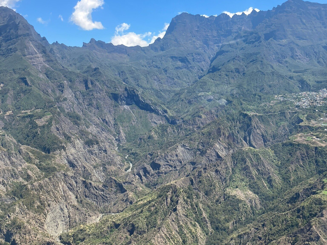 Survol Réunion-留尼旺圣皮耶必去景点