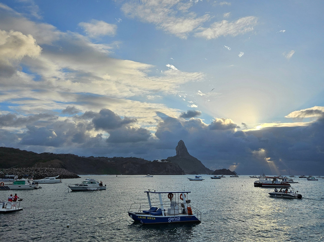 Primeirissima Turismo-费尔南多-迪诺罗尼亚群岛必去景点