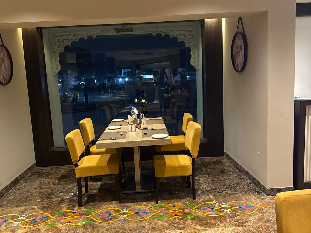 Regenta Central Harimangla, Bharuch主图