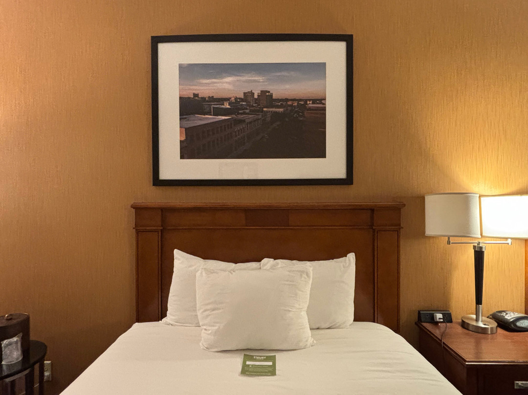 Drury Inn & Suites Meridian主图