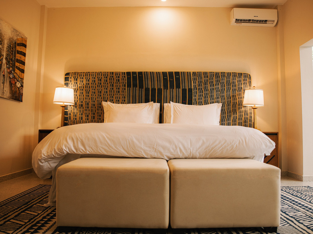 埃尔米纳湾渡假村主图