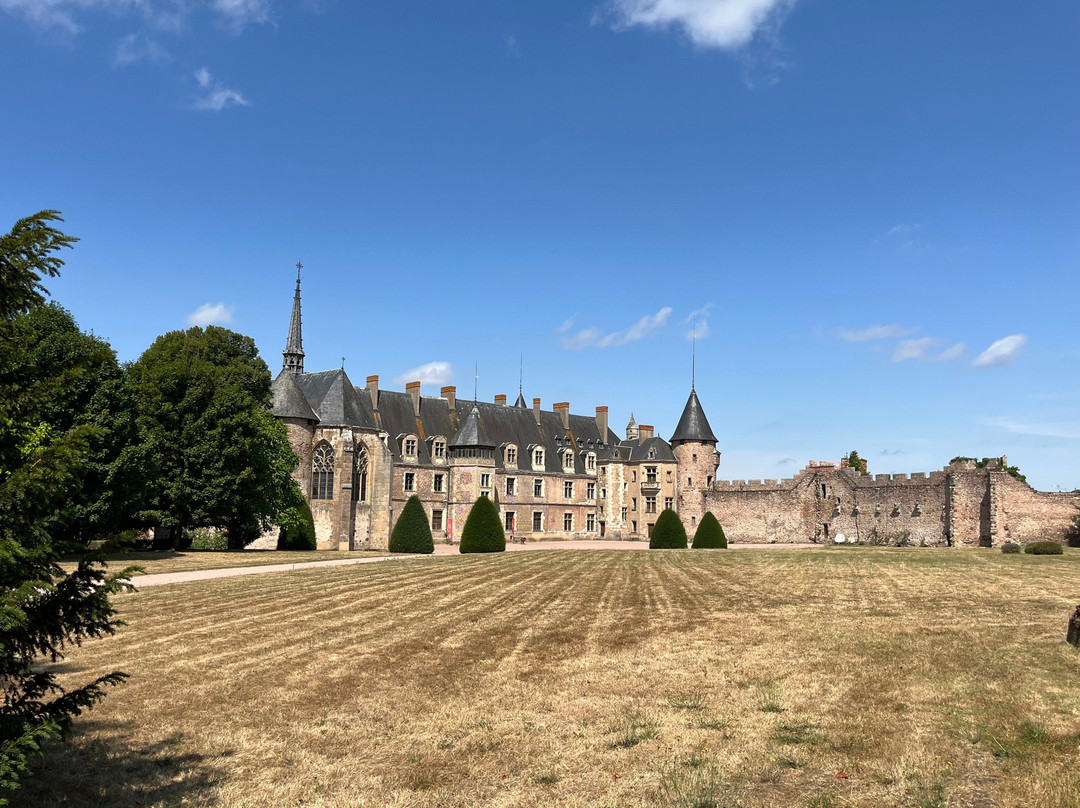 Chateau de Lapalisse-Lapalisse必去景点