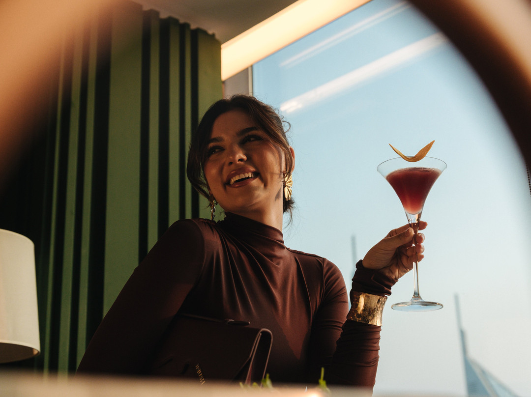 Windows Bar & Lounge主图