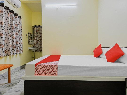 OYO 86217 Hotel Harsh