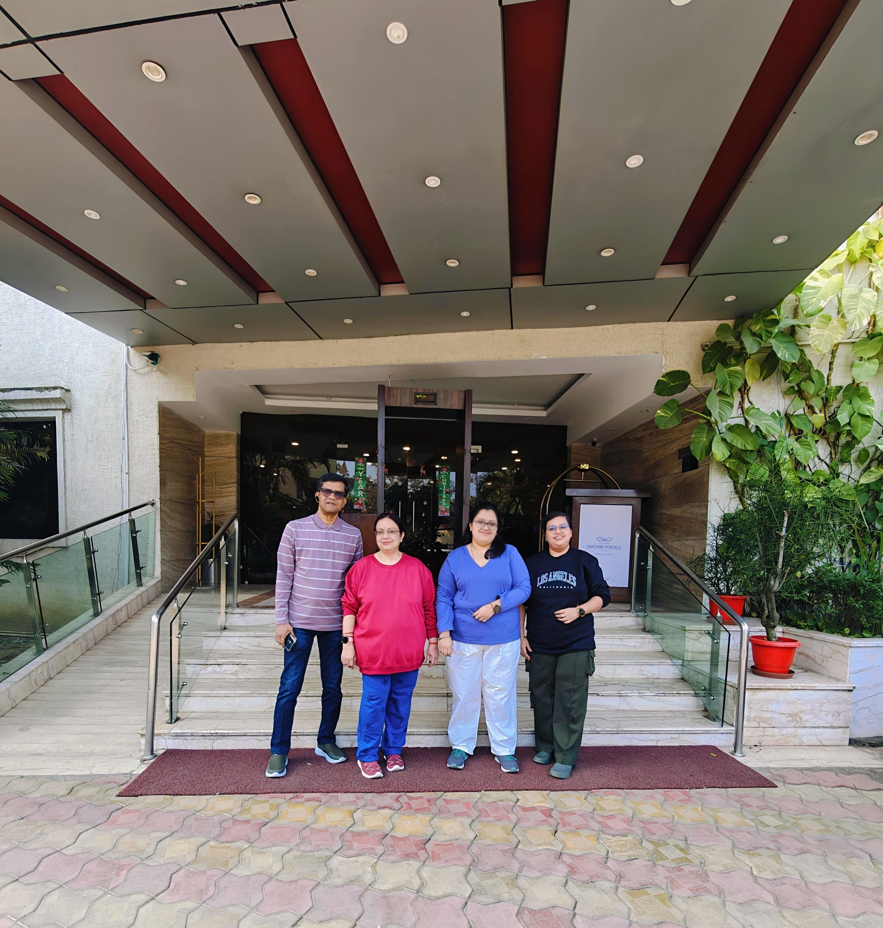 Le Lac Sarovar Portico-浴室