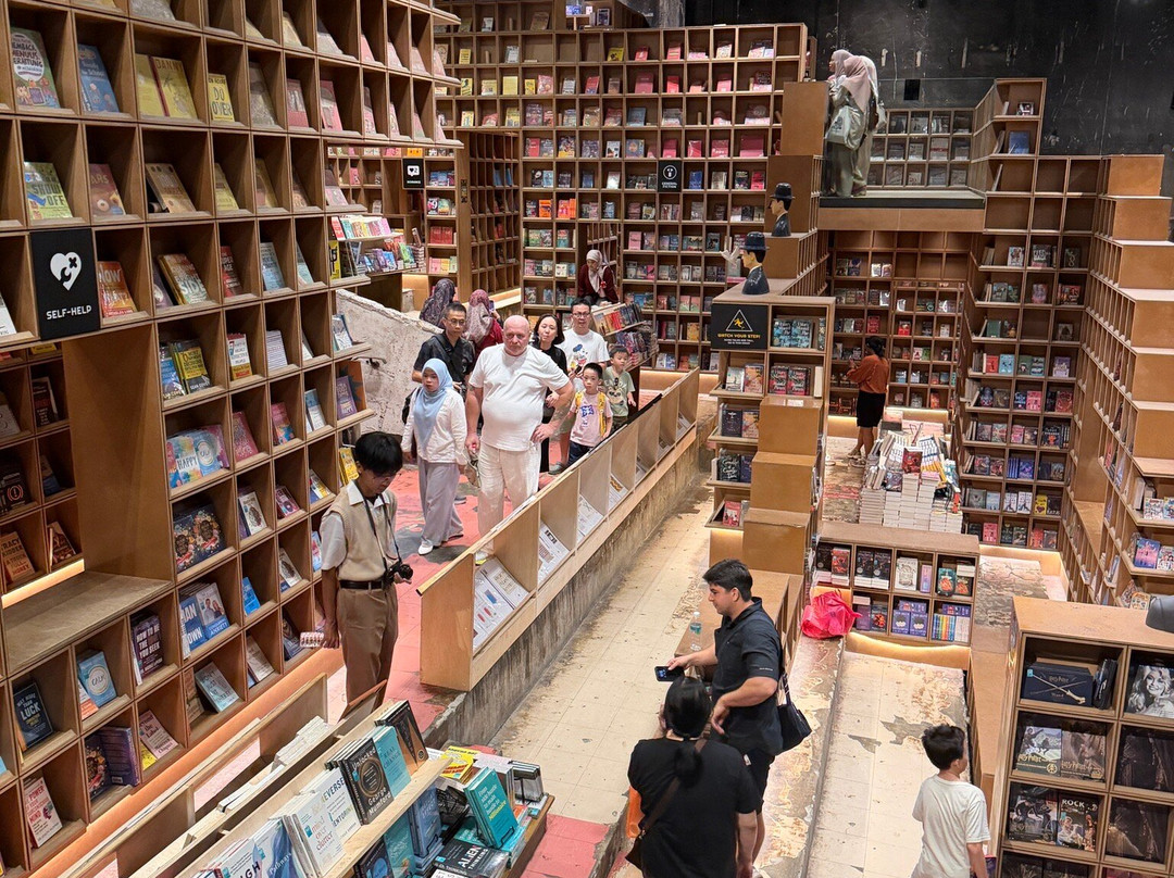 Russian Guide in Kuala Lumpur-吉隆坡必去景点