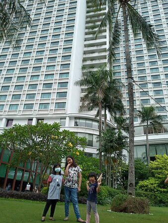 香格里拉酒店主图