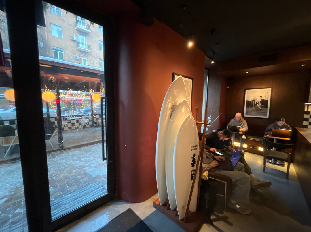 Surf Coffee X Cascade