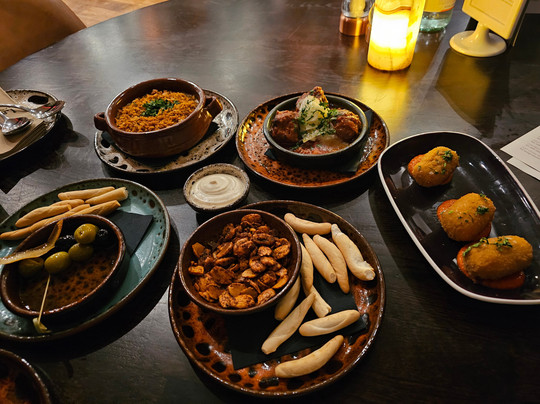 La Terraza Tapas & Cocktails