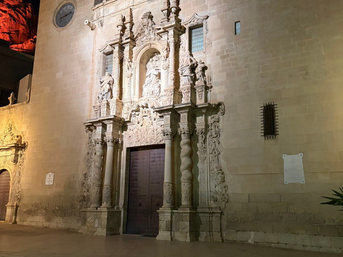 Basilica Santa Maria-阿利坎特省必去景点