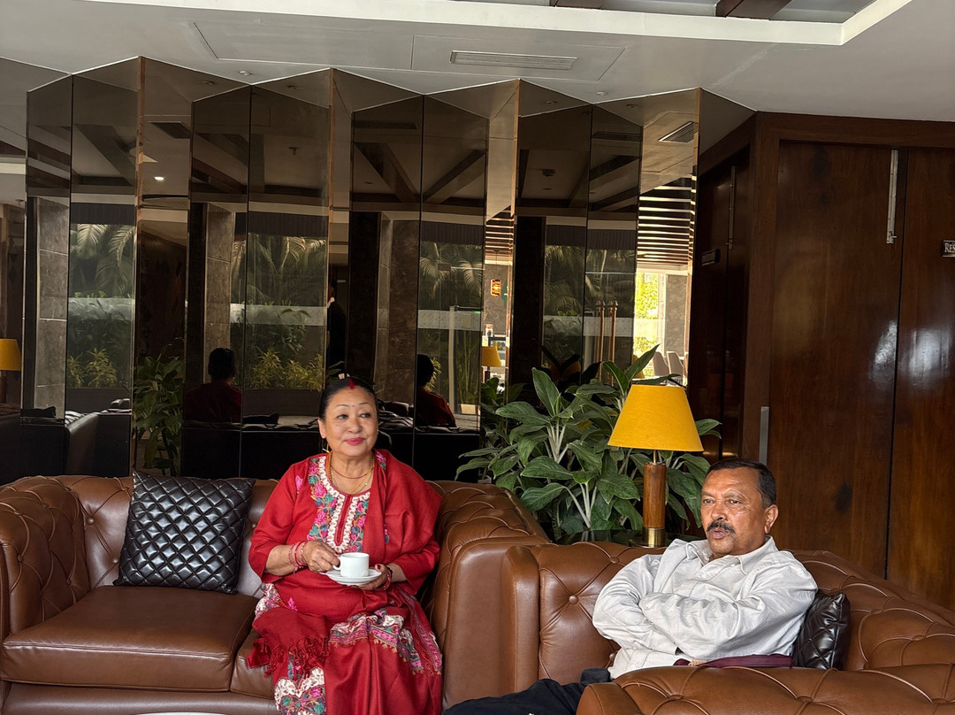 Hotel Saffron Crest主图