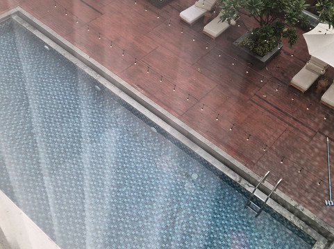 巴苏鲁安登高高级酒店主图