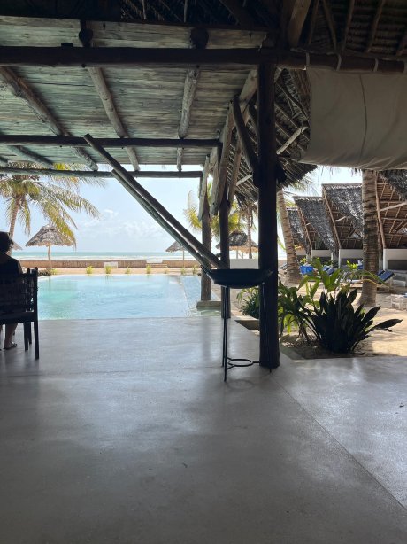 Nur Beach Hotel-官方