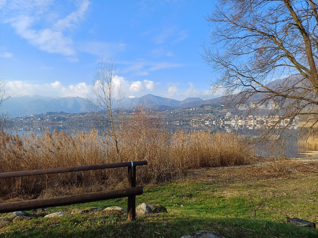 Lungolago Gianni Brera-Bosisio Parini必去景点