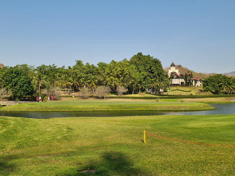 斯普林菲尔德乡村高尔夫水疗酒店主图