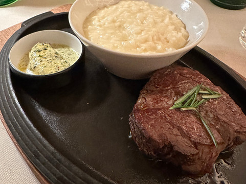 Mo'untainfire Steakhouse