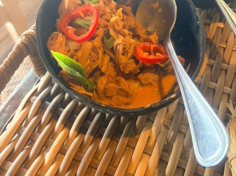 保和养蜂场酒店主图